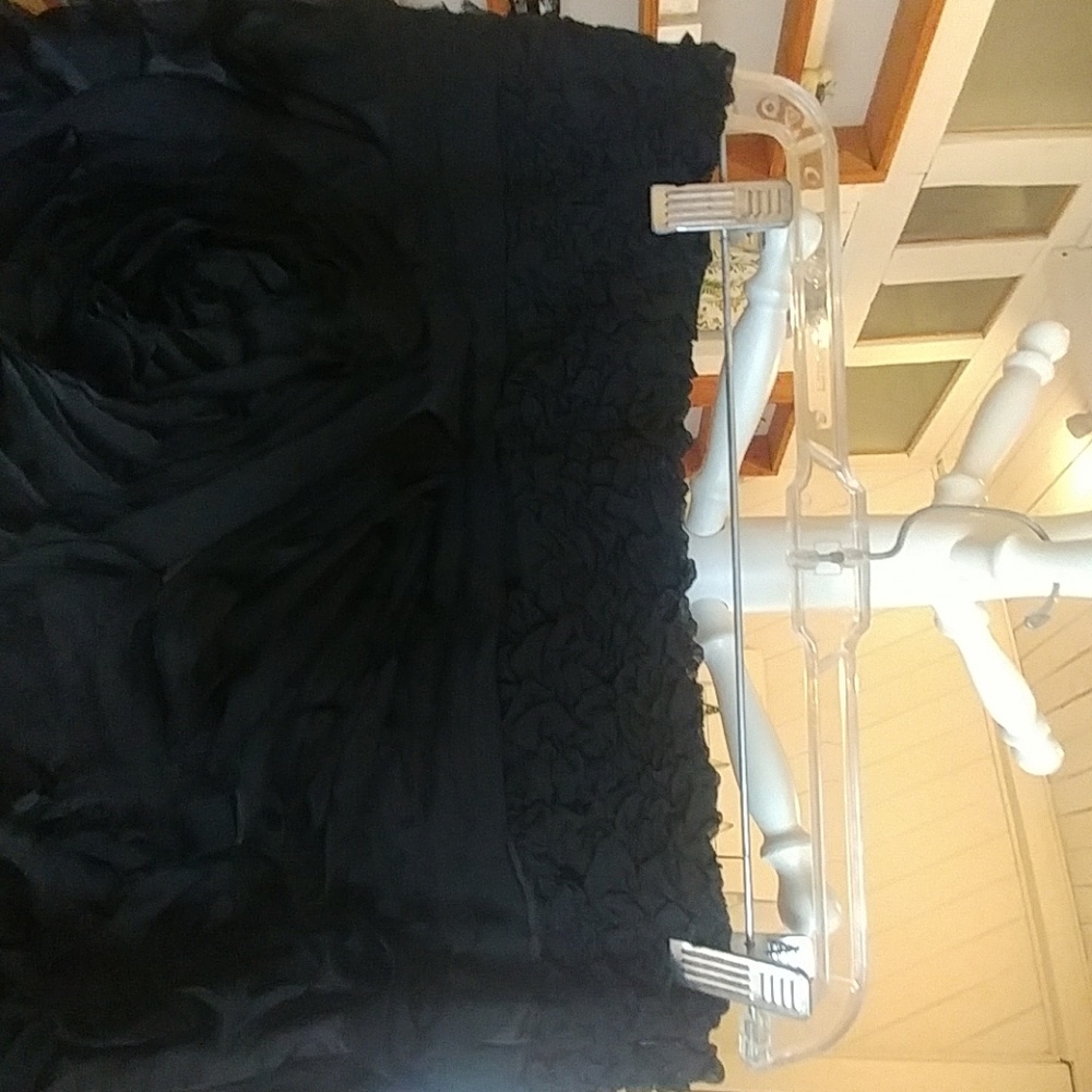 Homaira Skirt - Picture 2 of 4